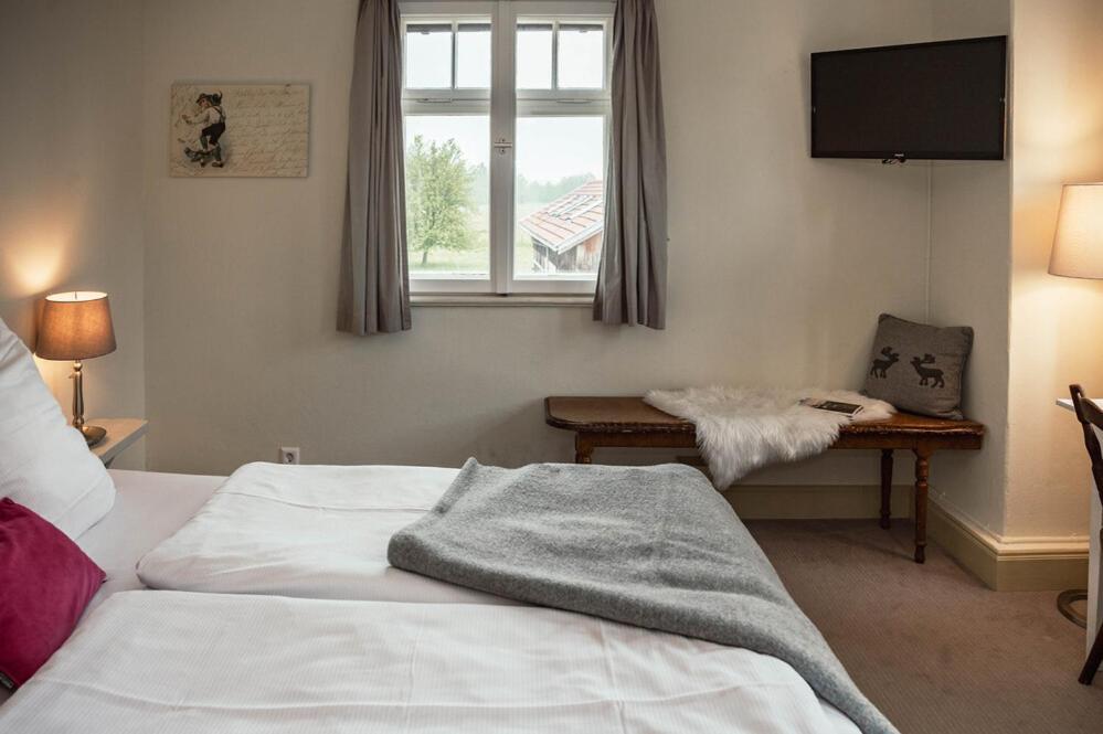 Allgaeuer Genusshotel Und Historischer Dorfgasthof Hirsch Leutkirch im Allgau Luaran gambar
